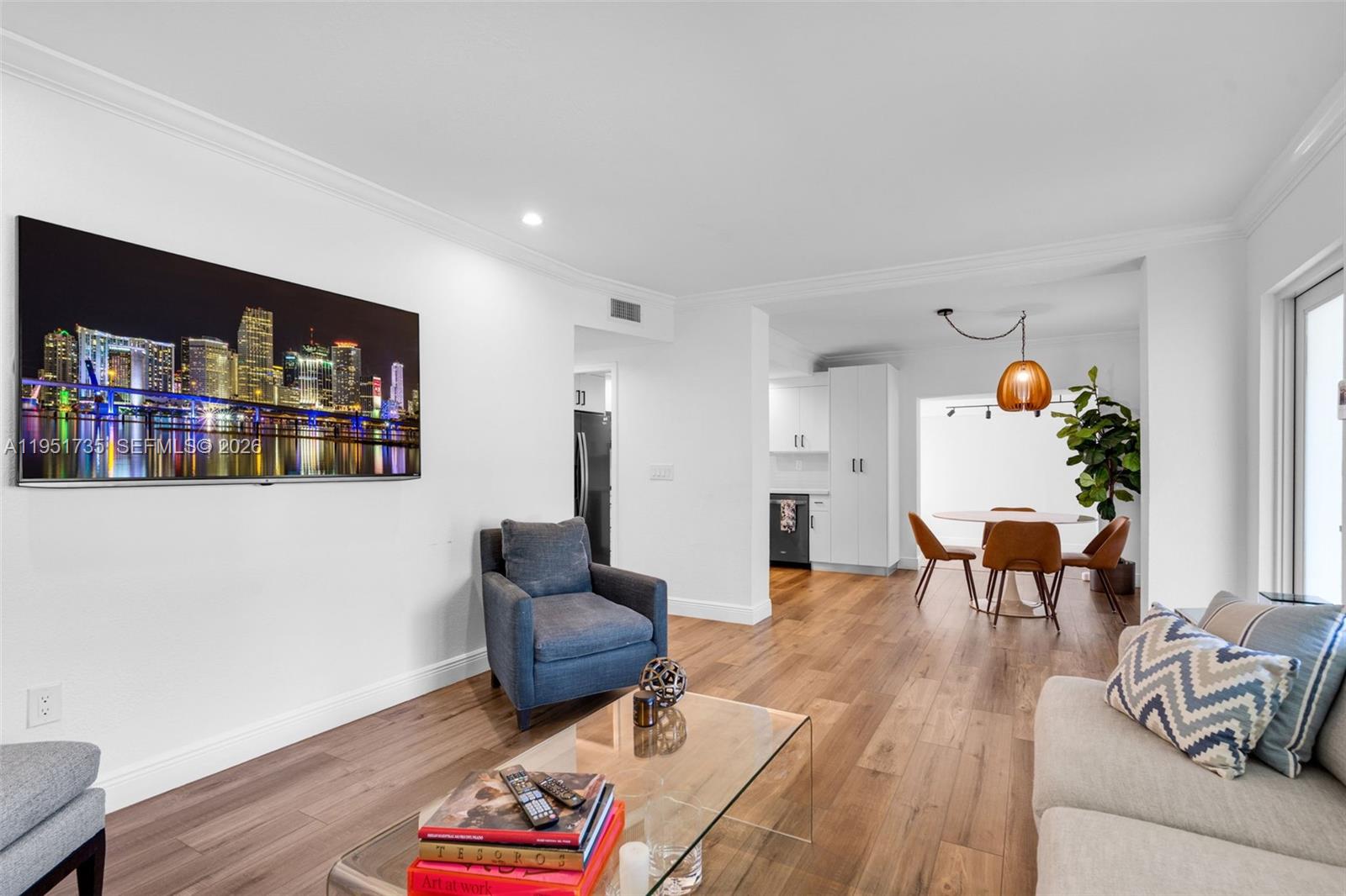 5930 SW 47th St Miami, FL 33155