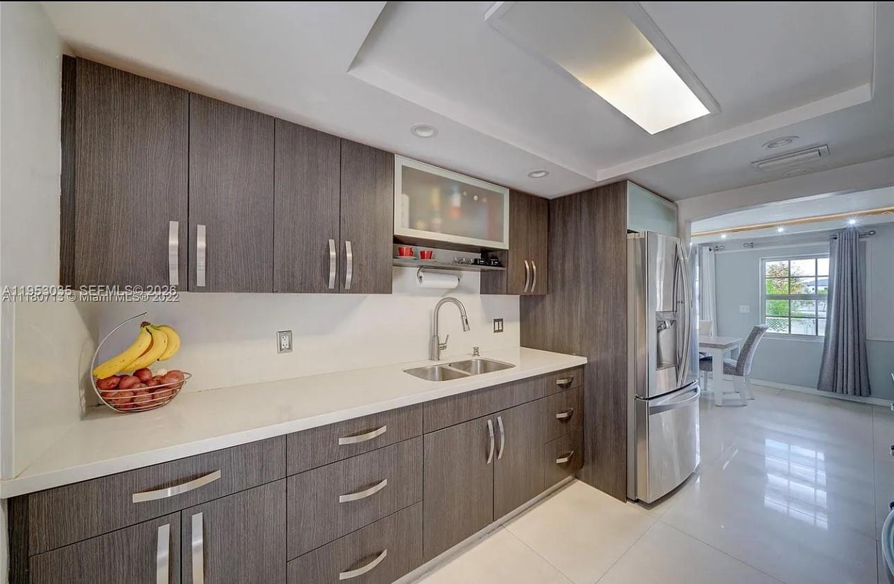 801 E 16th Pl Hialeah, FL 33010