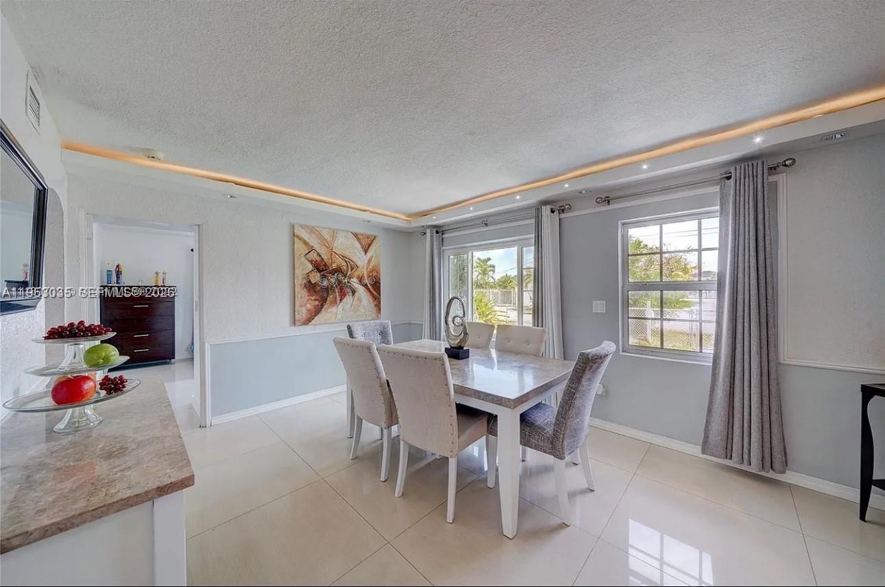 801 E 16th Pl Hialeah, FL 33010