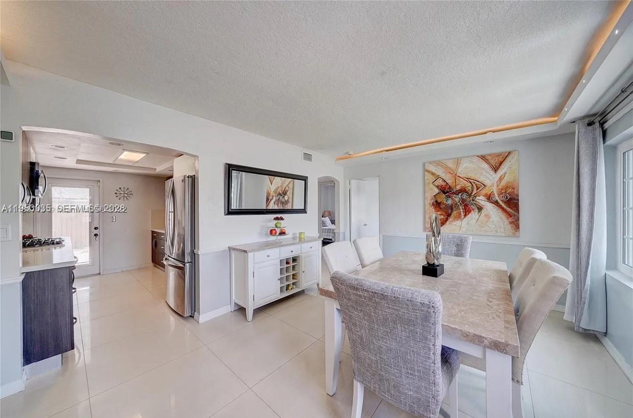 801 E 16th Pl Hialeah, FL 33010