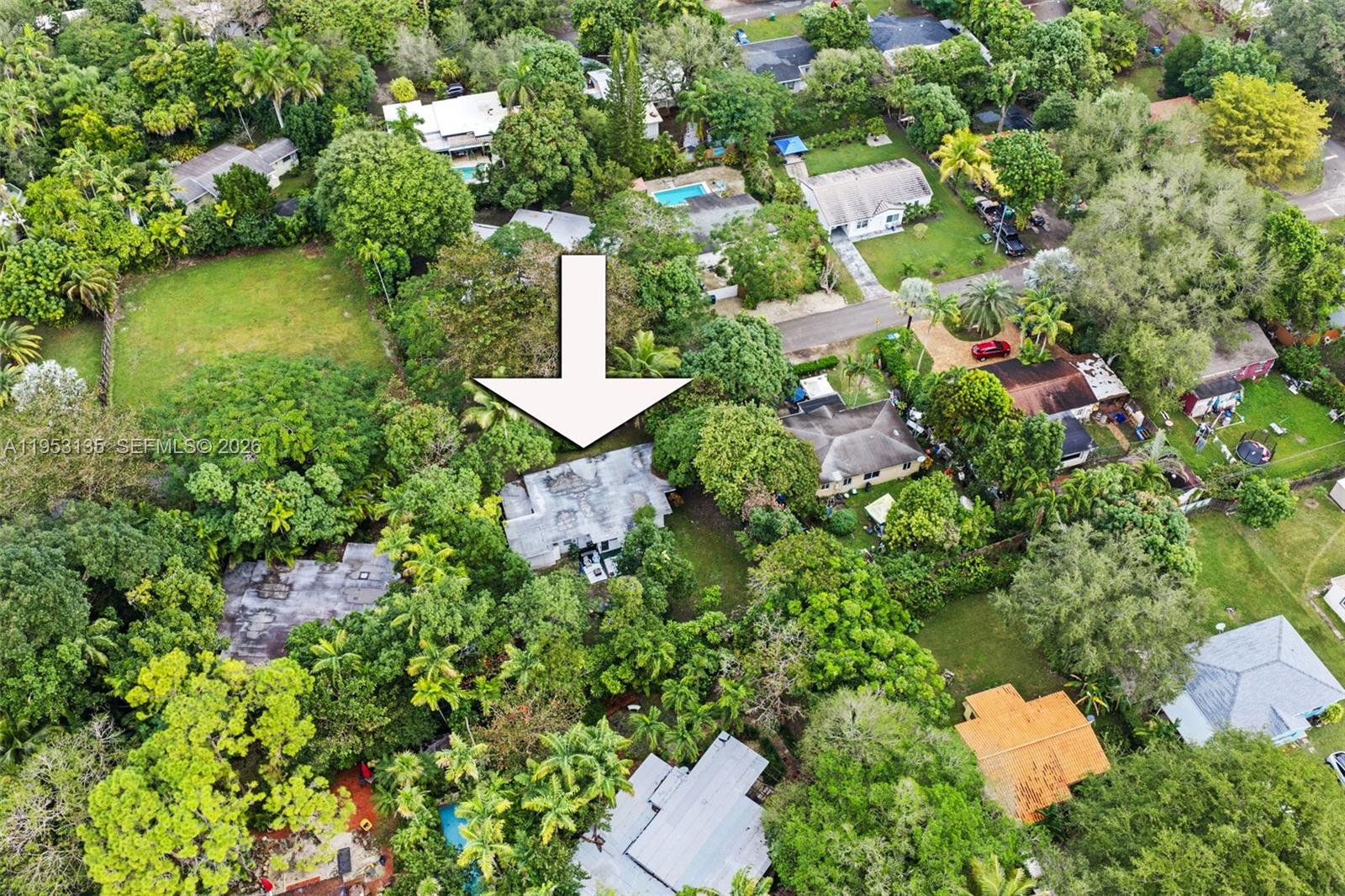 5942 SW 60th St South Miami, FL 33143