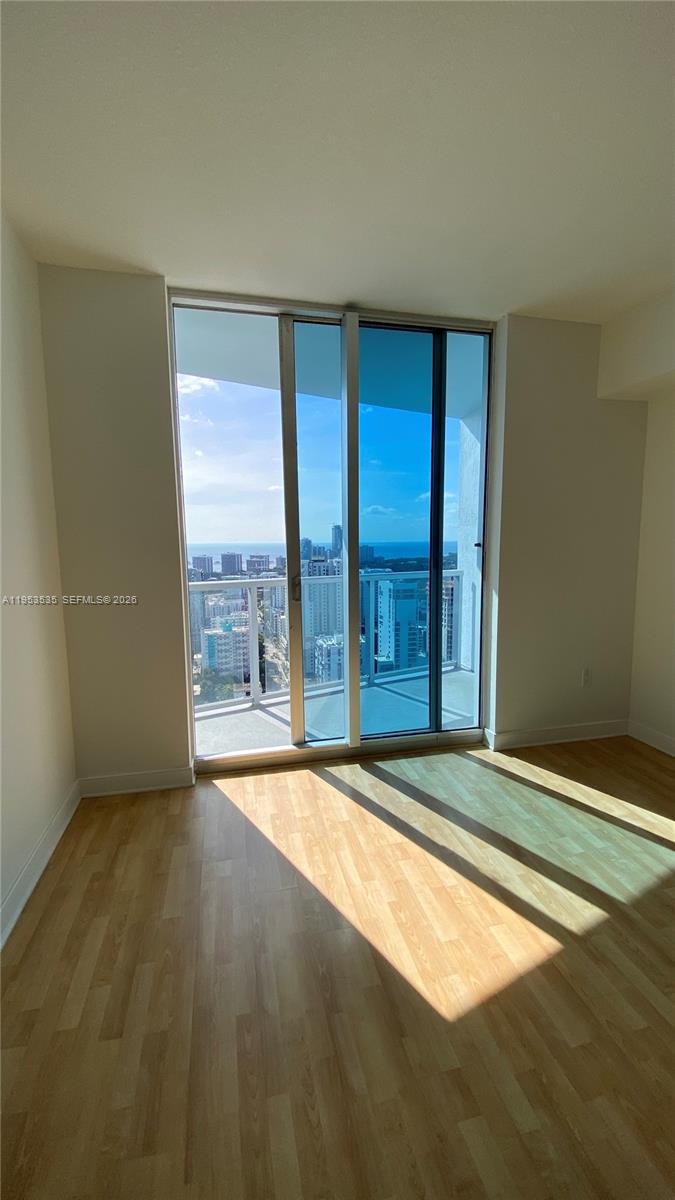 image Latitude on the River20