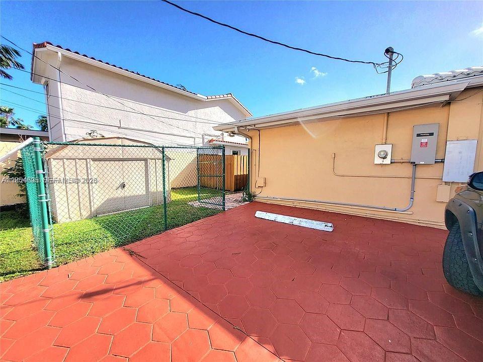 215 S 12th Ave #Back Hollywood, FL 33019