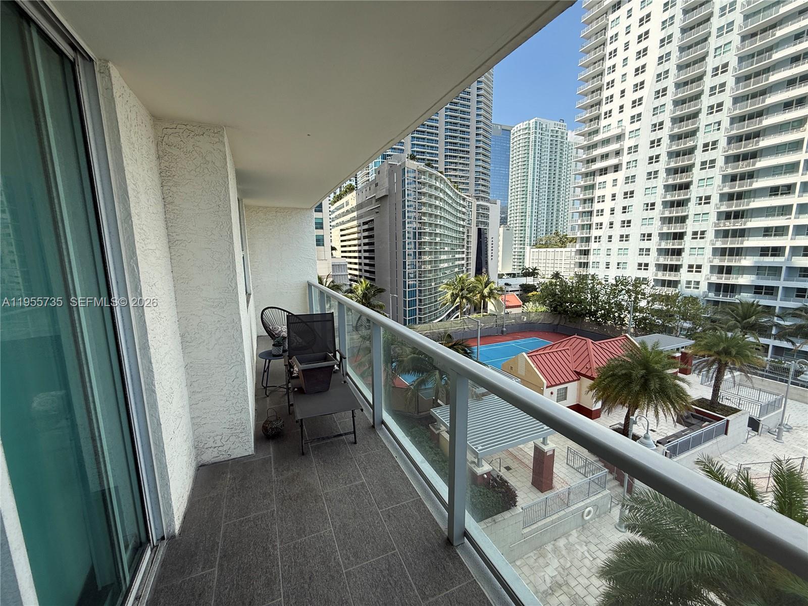 image The Mark on Brickell13