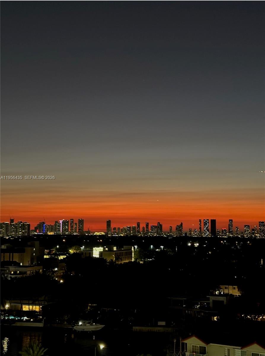 2625 Collins Ave #1109 Miami Beach, FL 33140