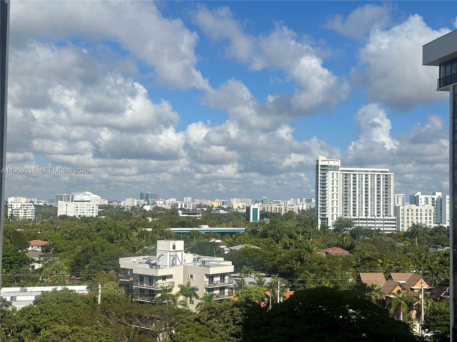 image Brickell Place IV17