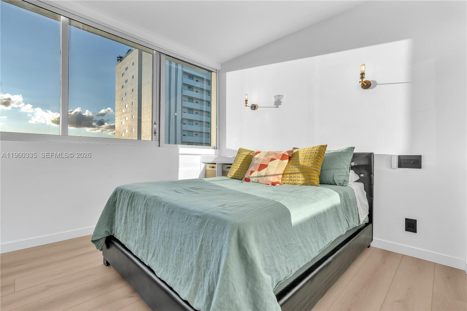 7929 West Dr #903 North Bay Village, FL 33141