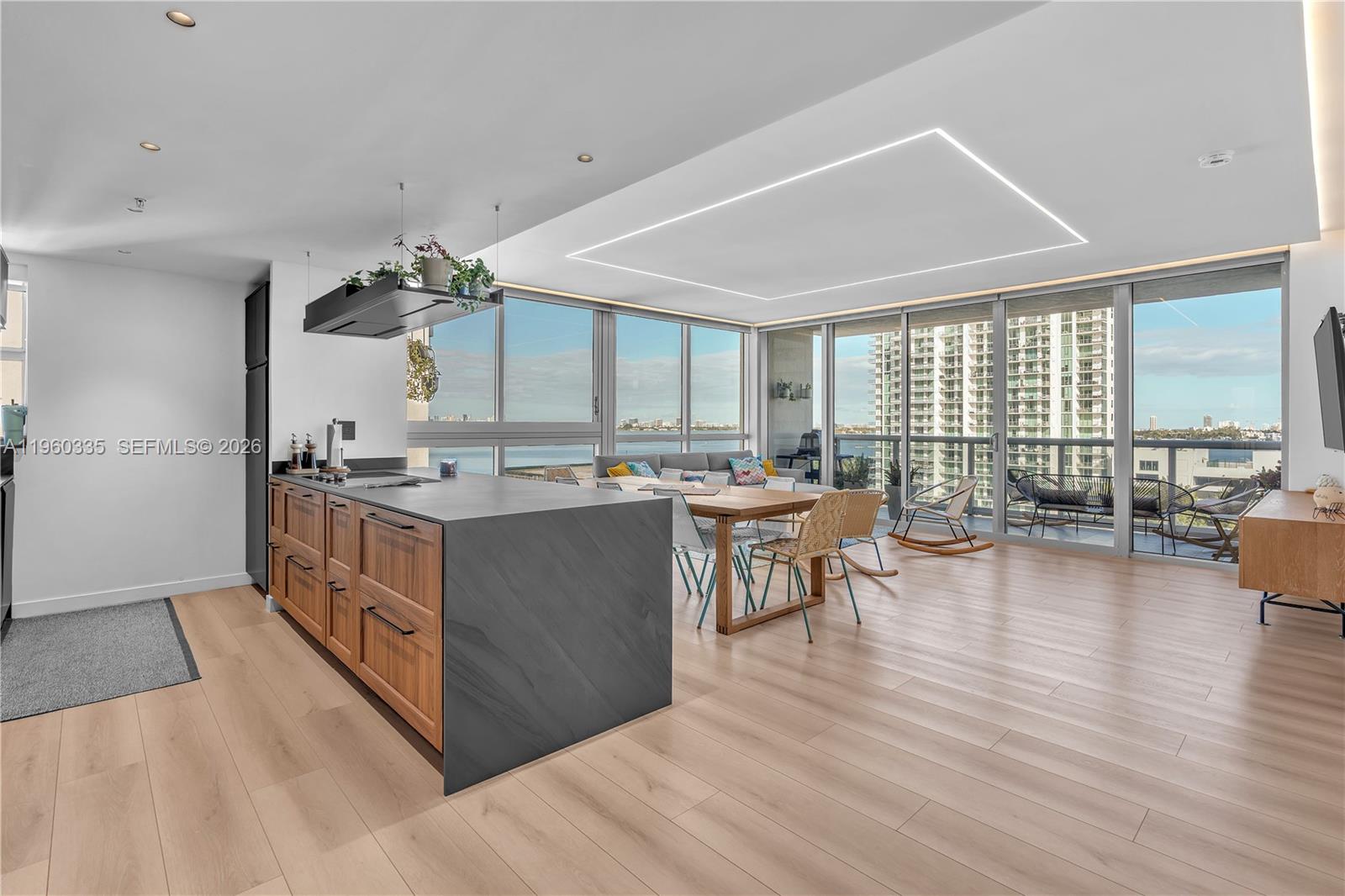 7929 West Dr #903 North Bay Village, FL 33141