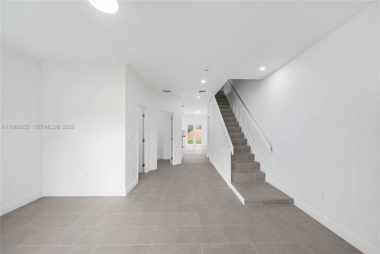 529 NW 56th St Miami, FL 33127