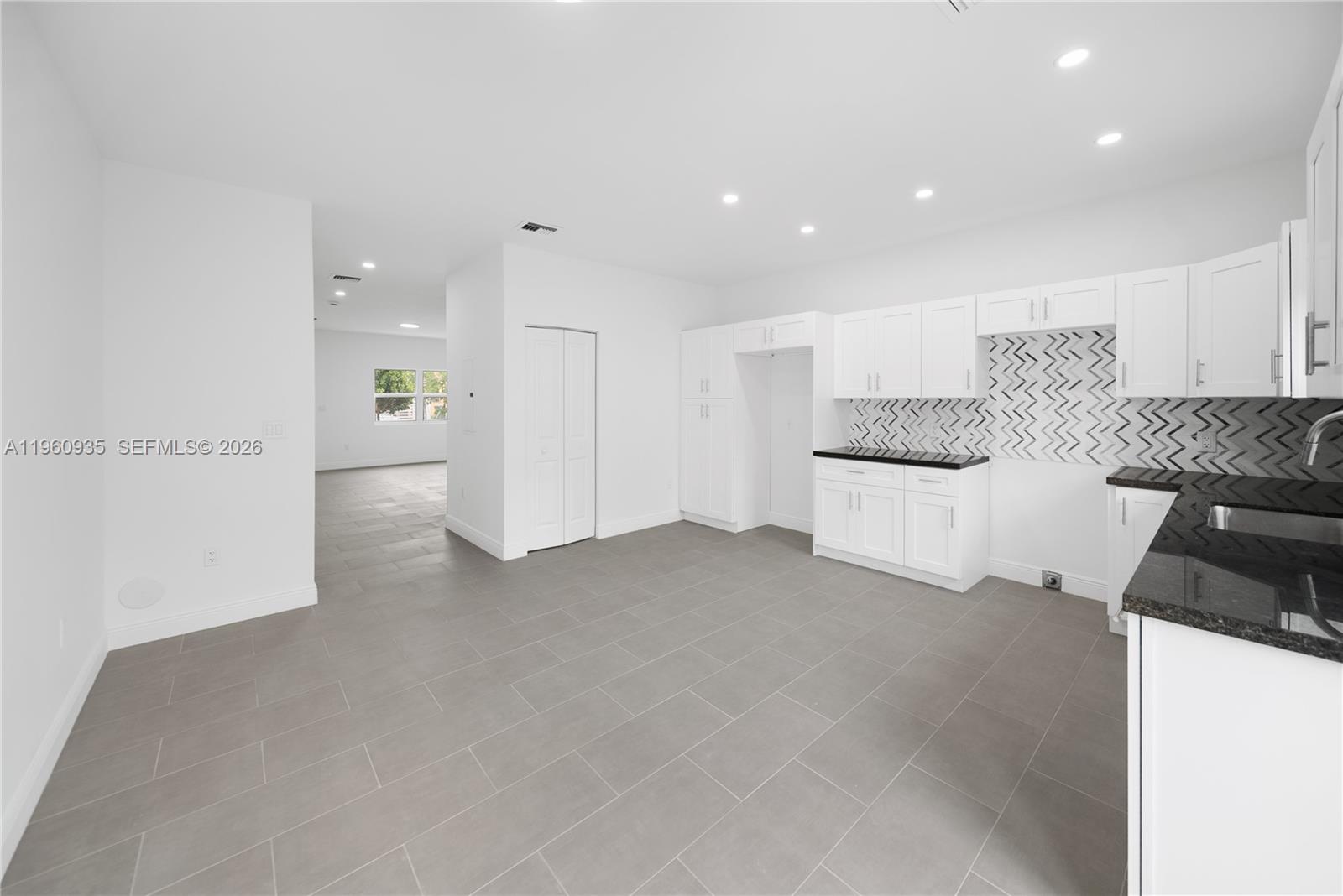 529 NW 56th St Miami, FL 33127