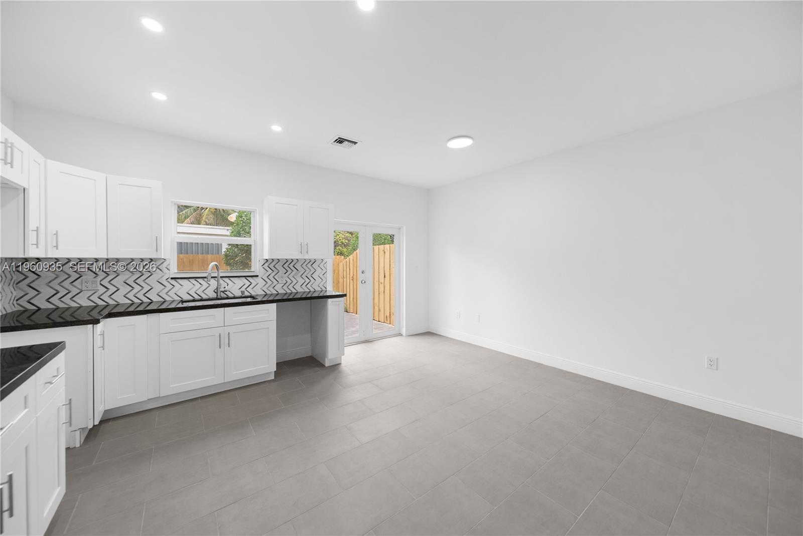 529 NW 56th St Miami, FL 33127