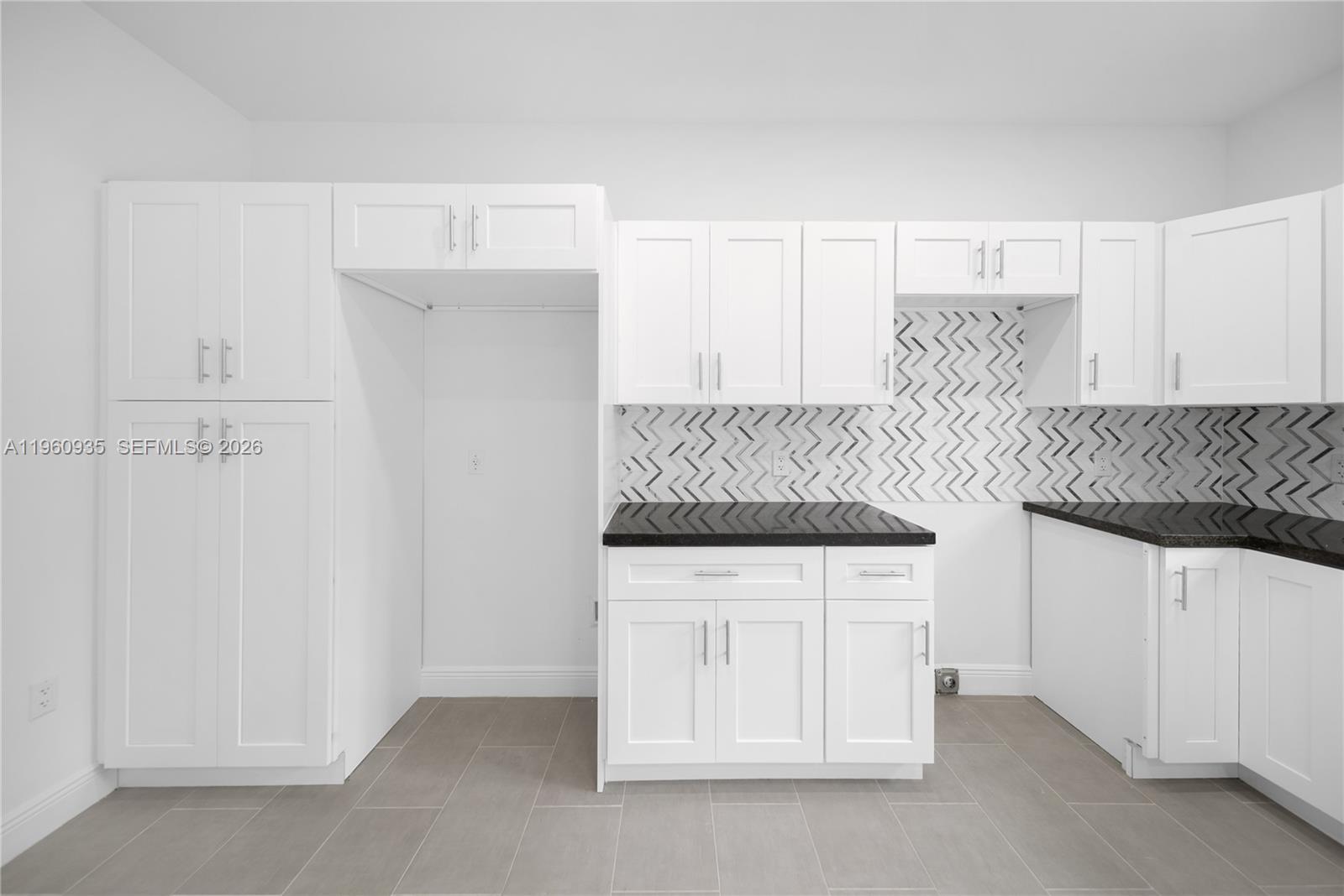 529 NW 56th St Miami, FL 33127