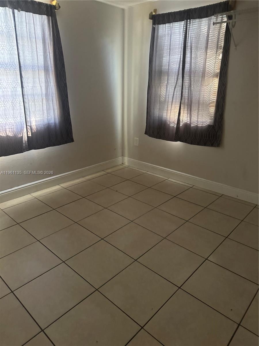 1940 NW 96th St Miami, FL 33147