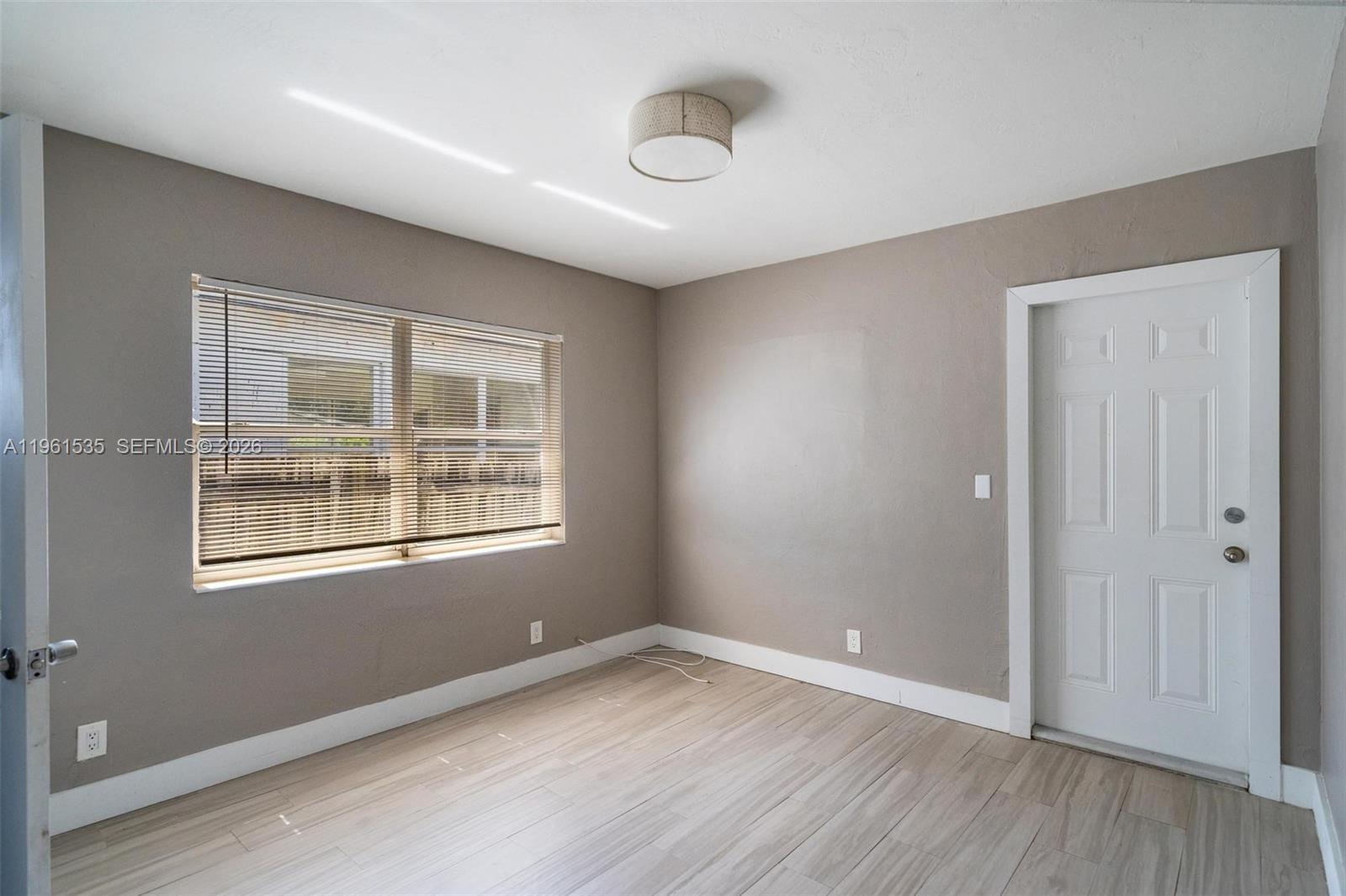 551 NE 67th St Miami, FL 33138