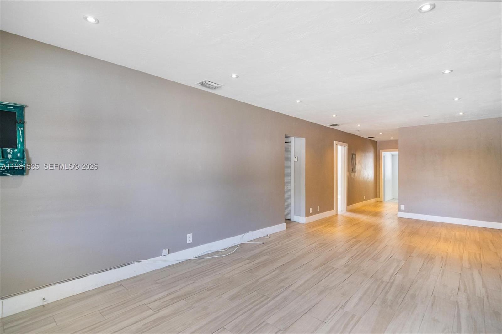 551 NE 67th St Miami, FL 33138