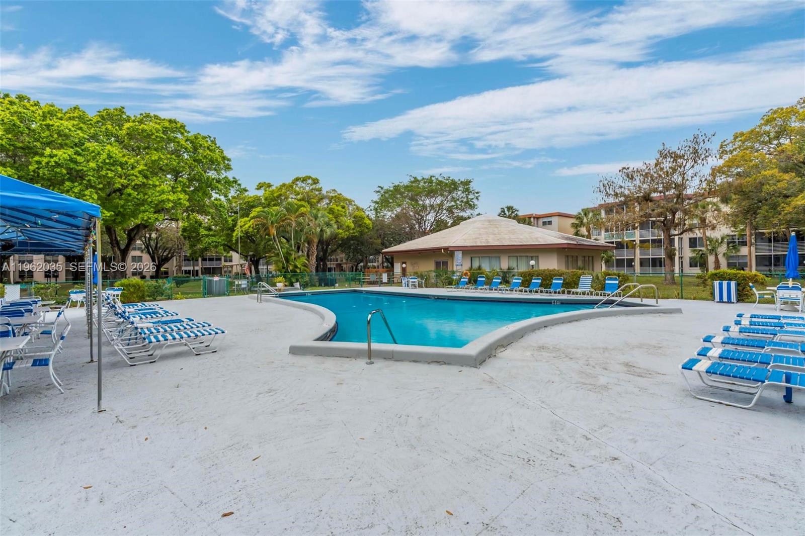 2649 NW 48th Ter #130 Lauderdale Lakes, FL 33313