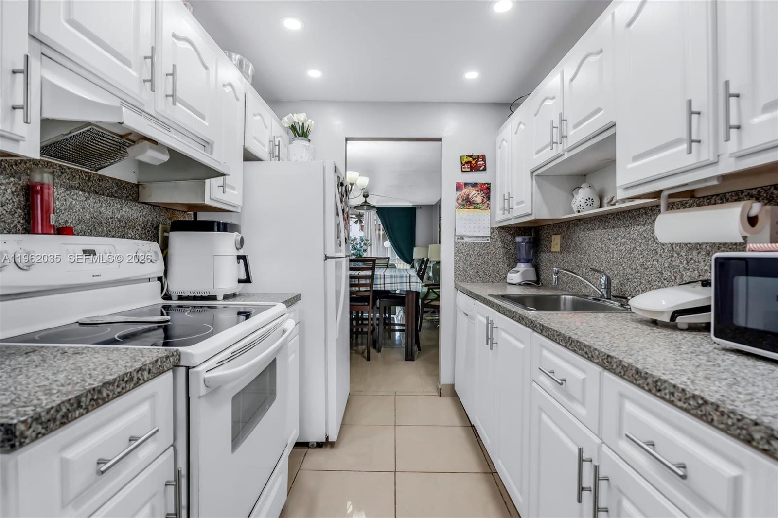 2649 NW 48th Ter #130 Lauderdale Lakes, FL 33313