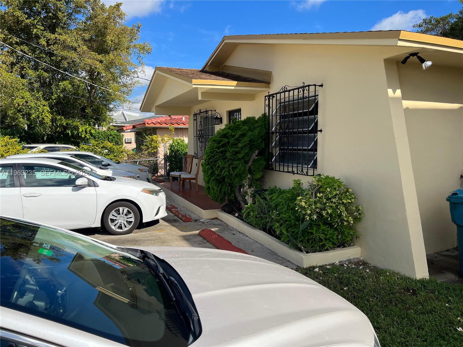 733 NW 33rd Ave Miami, FL 33125