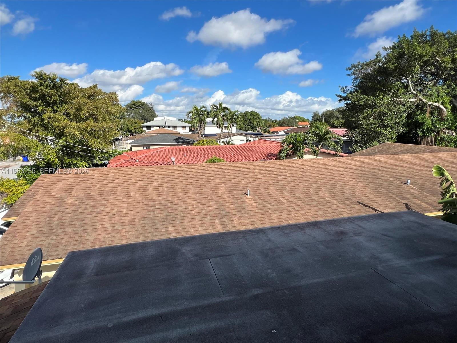 733 NW 33rd Ave Miami, FL 33125