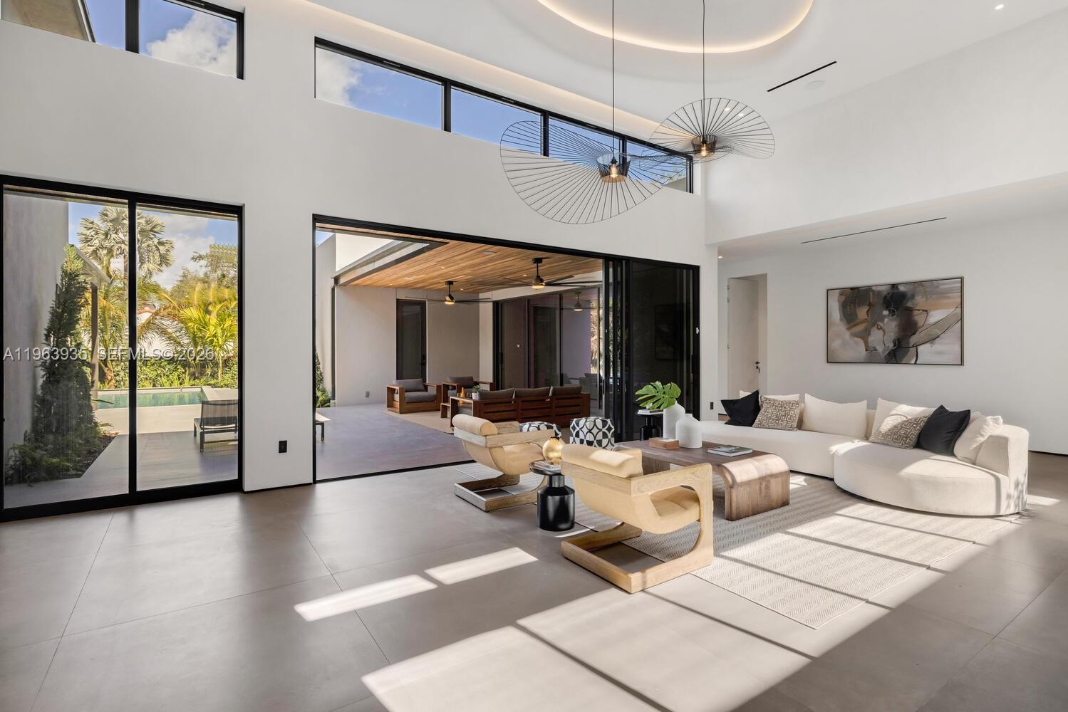 549 NE 95th St Miami Shores, FL 33138