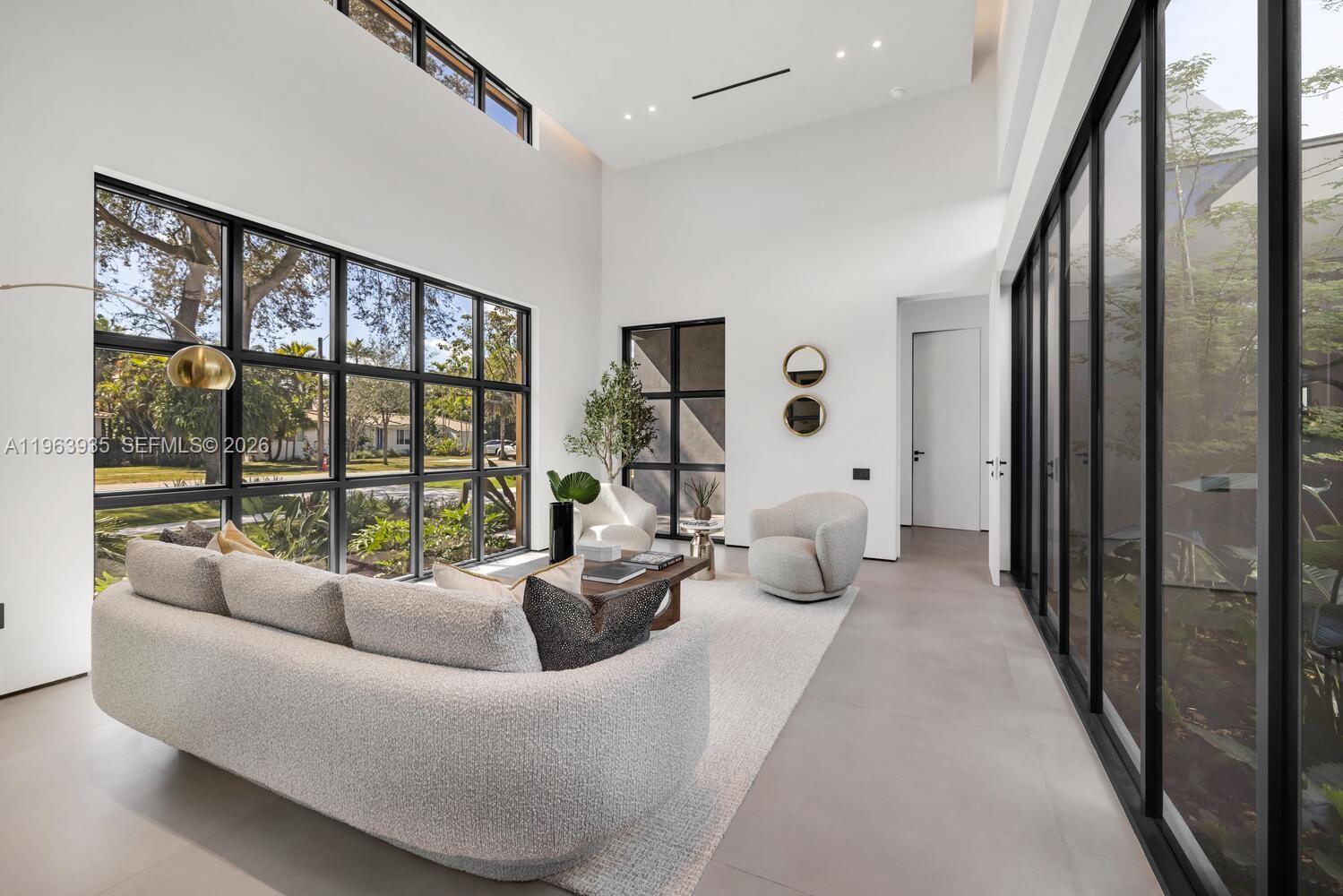 549 NE 95th St Miami Shores, FL 33138