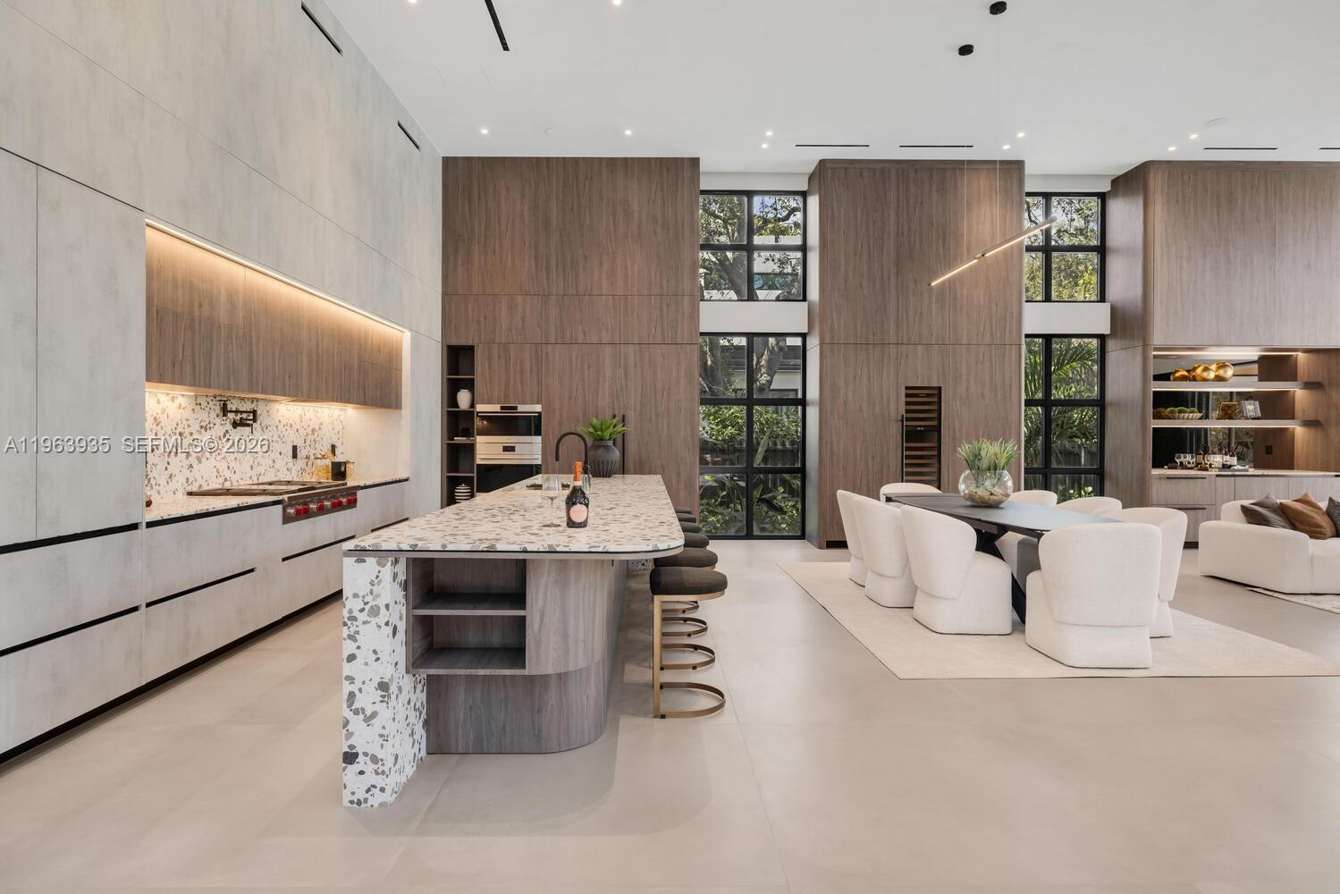 549 NE 95th St Miami Shores, FL 33138