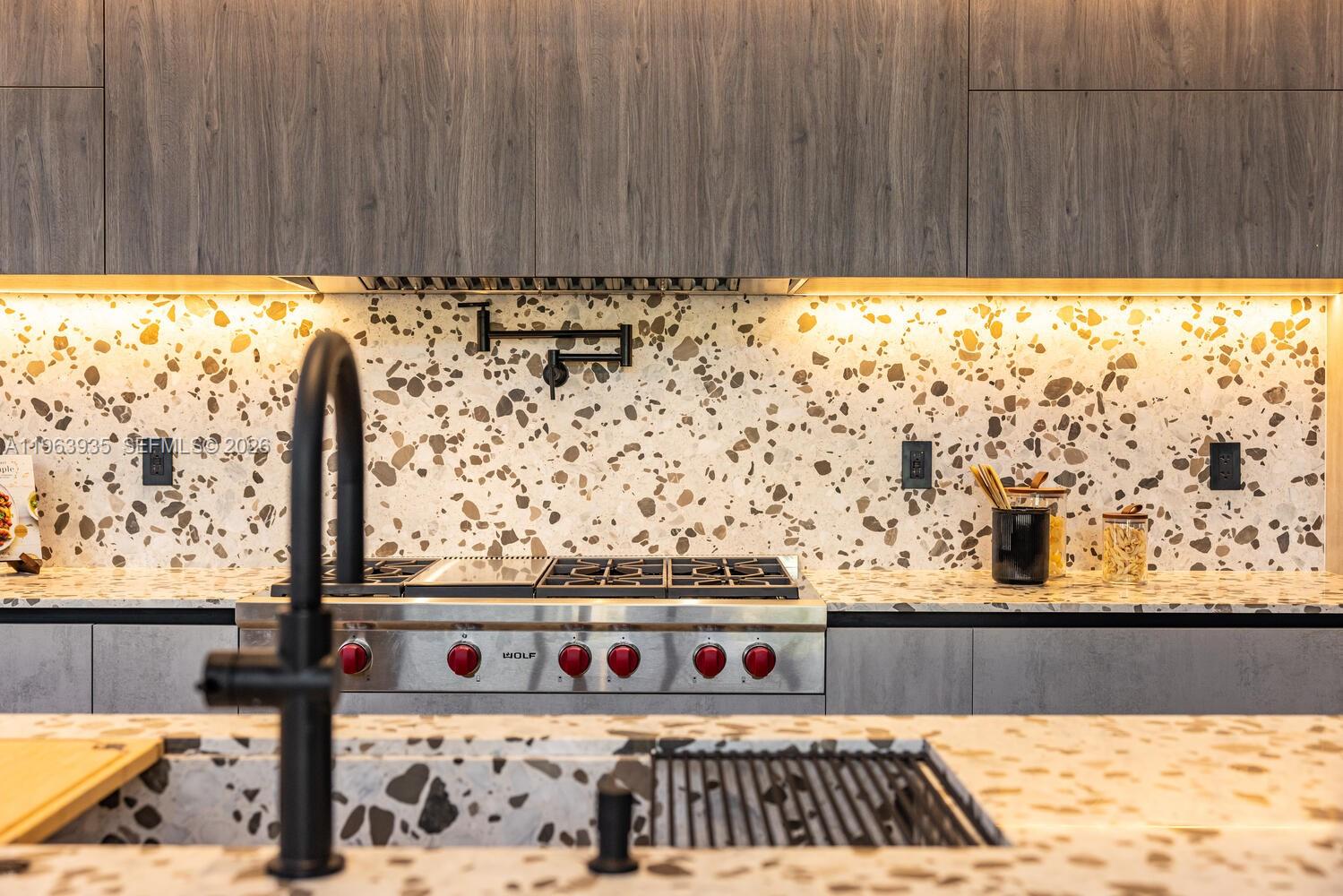 549 NE 95th St Miami Shores, FL 33138