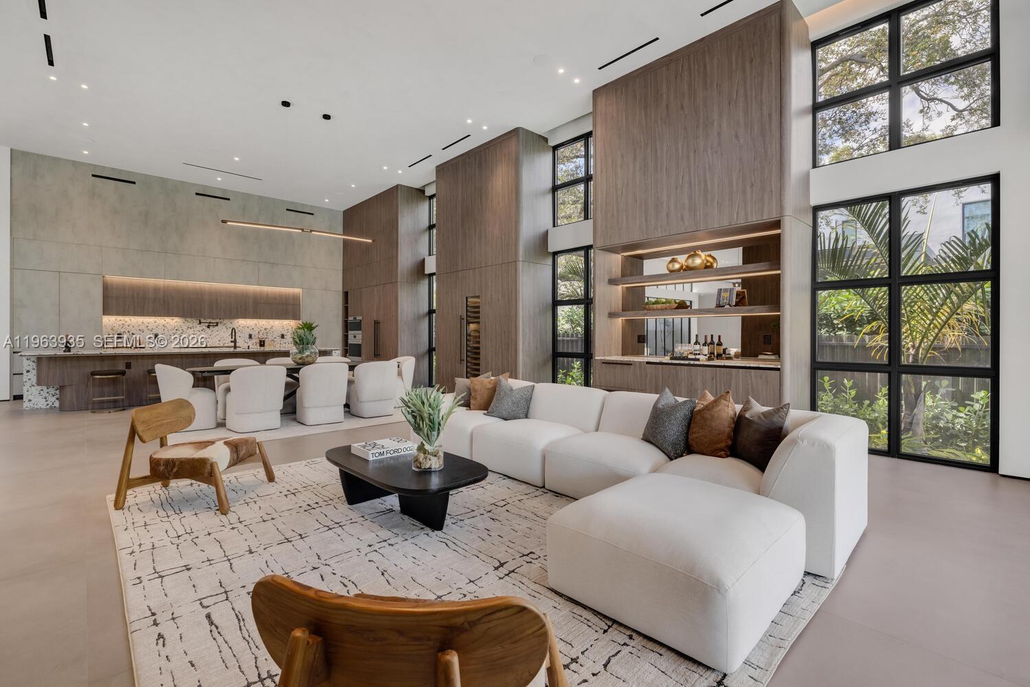 549 NE 95th St Miami Shores, FL 33138