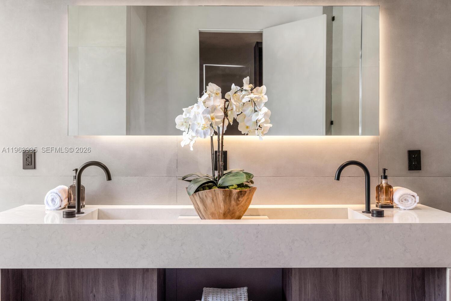 549 NE 95th St Miami Shores, FL 33138