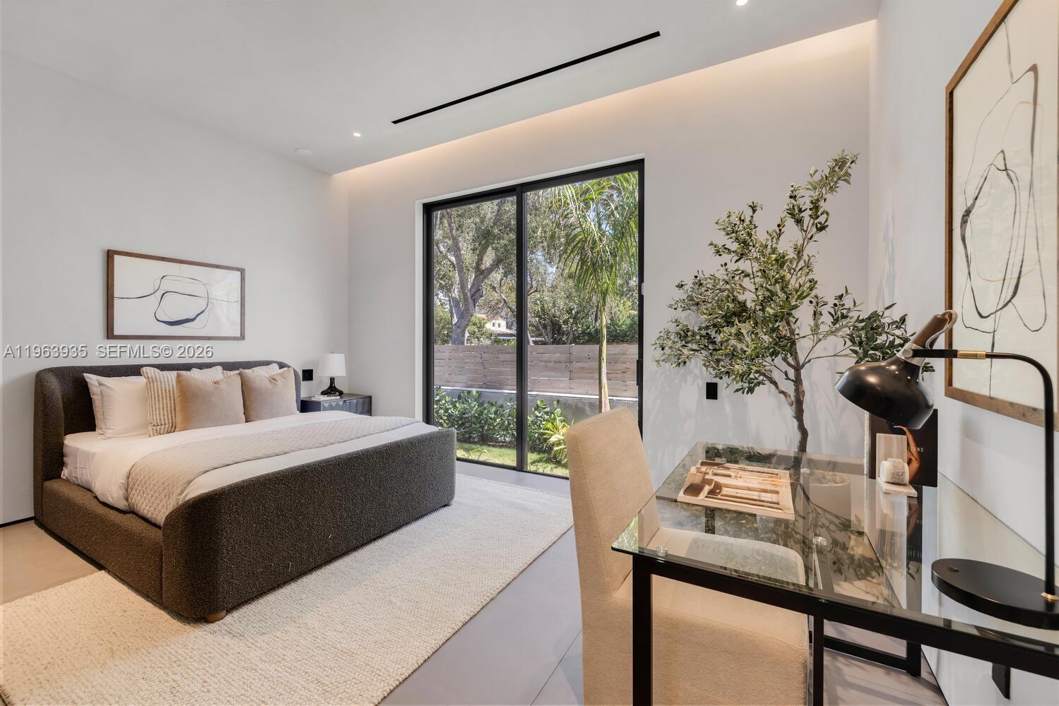 549 NE 95th St Miami Shores, FL 33138