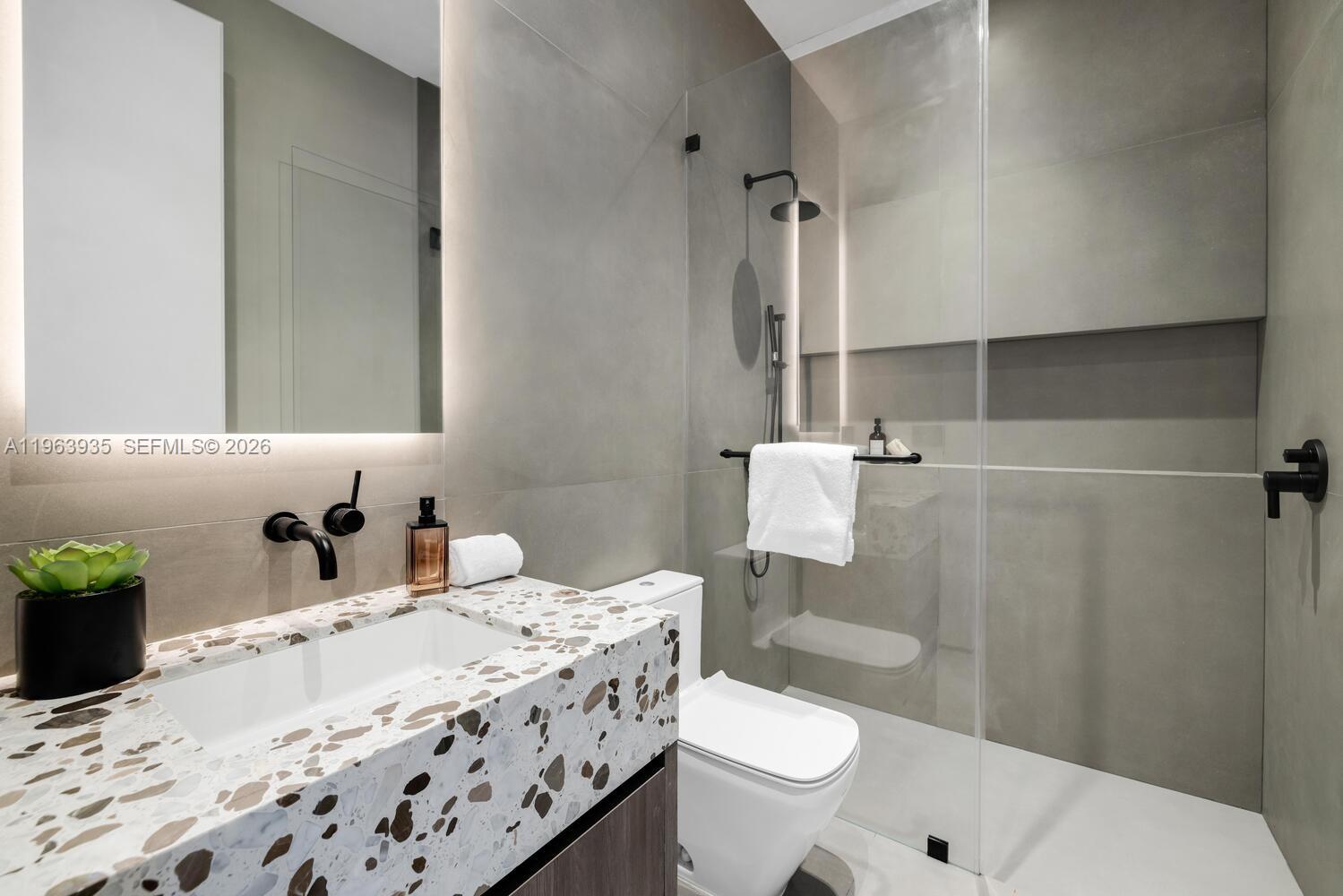 549 NE 95th St Miami Shores, FL 33138