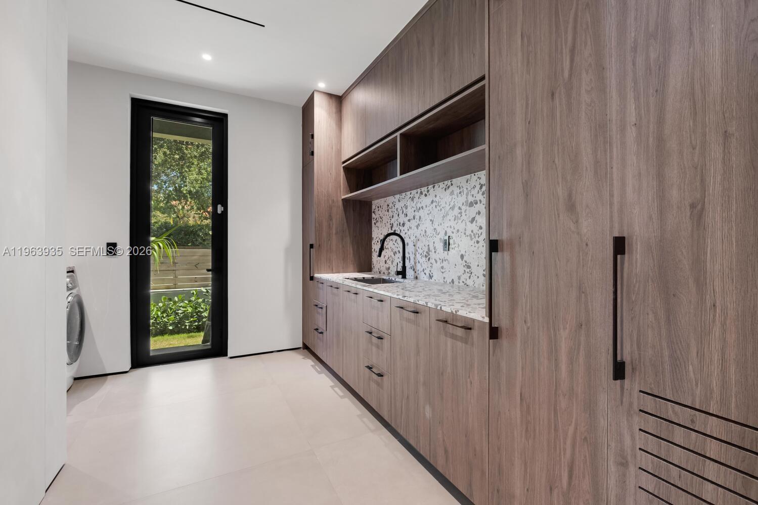 549 NE 95th St Miami Shores, FL 33138