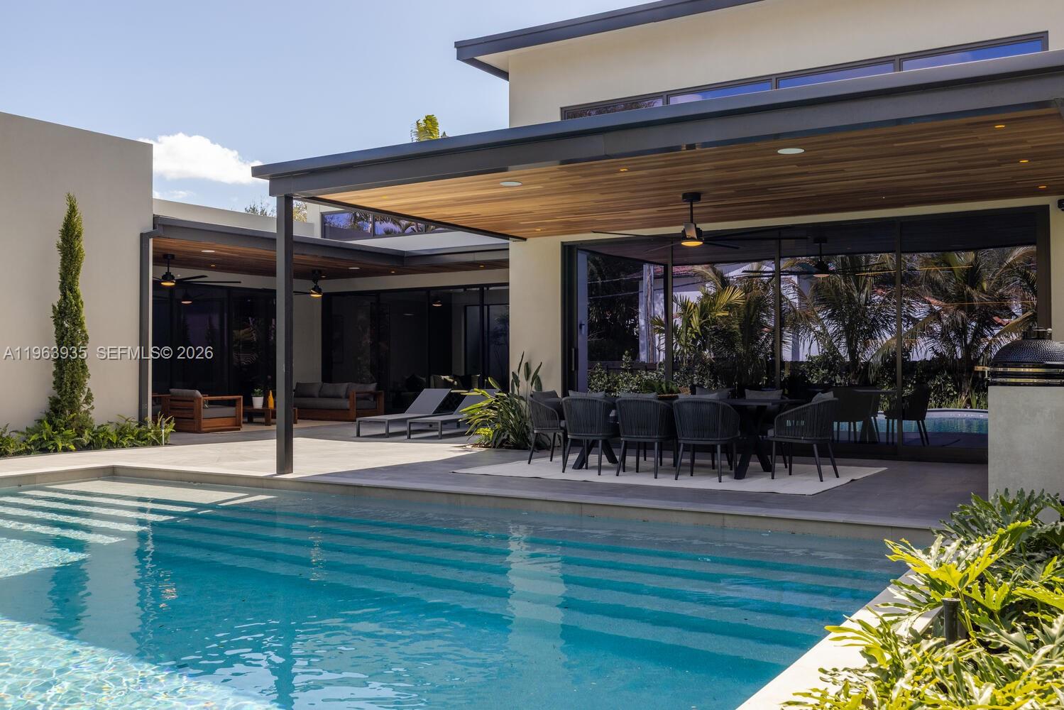 549 NE 95th St Miami Shores, FL 33138