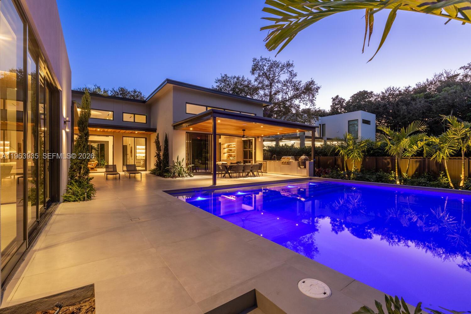 549 NE 95th St Miami Shores, FL 33138