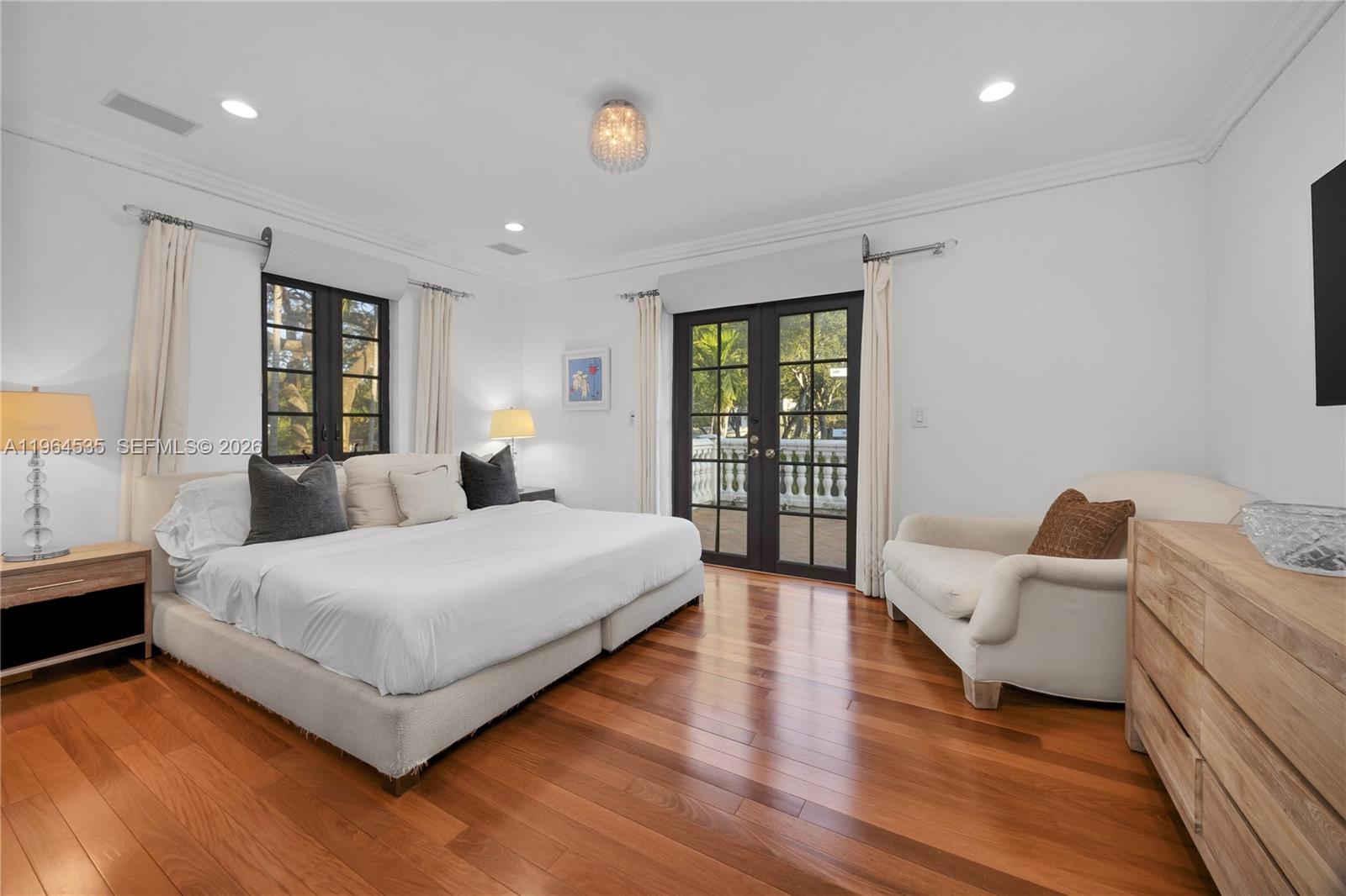 1648 Nocatee Dr Miami, FL 33133