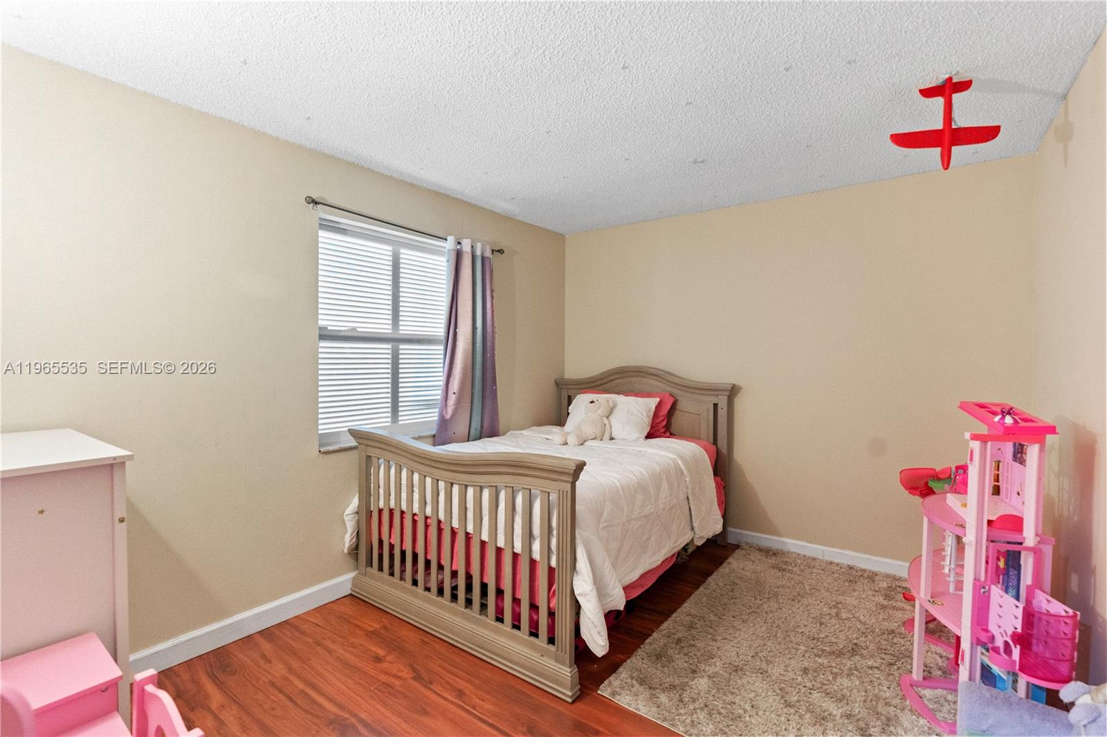 1523 NW 113th Way Pembroke Pines, FL 33026