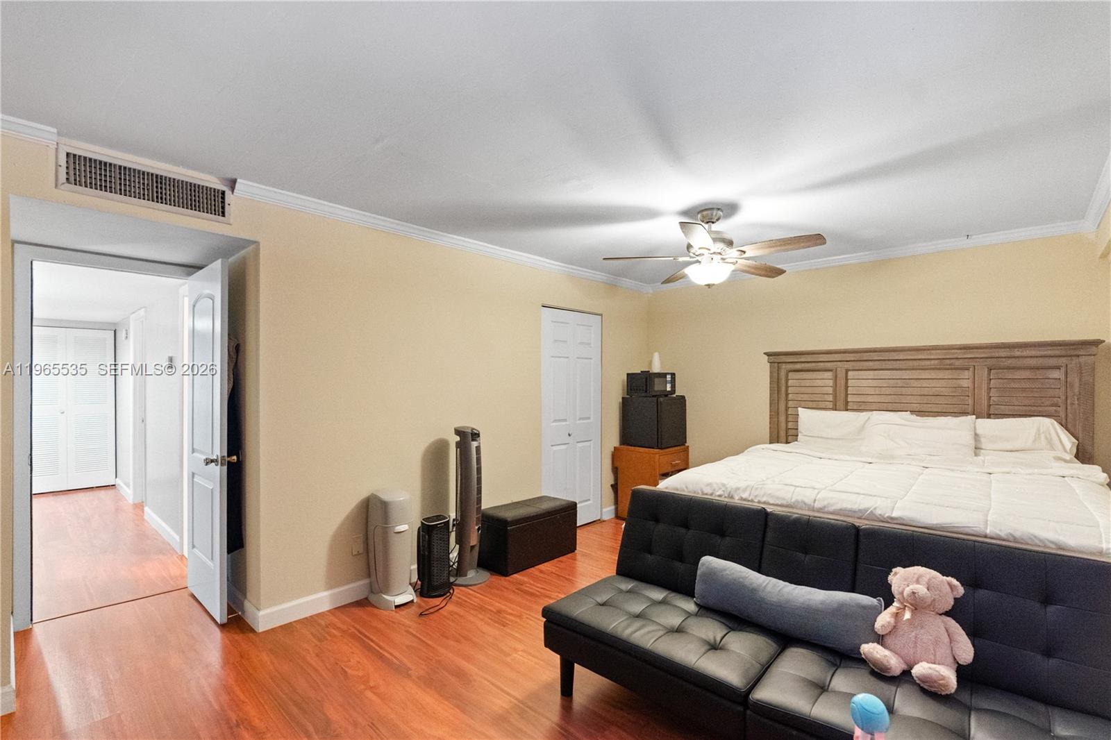 1523 NW 113th Way Pembroke Pines, FL 33026