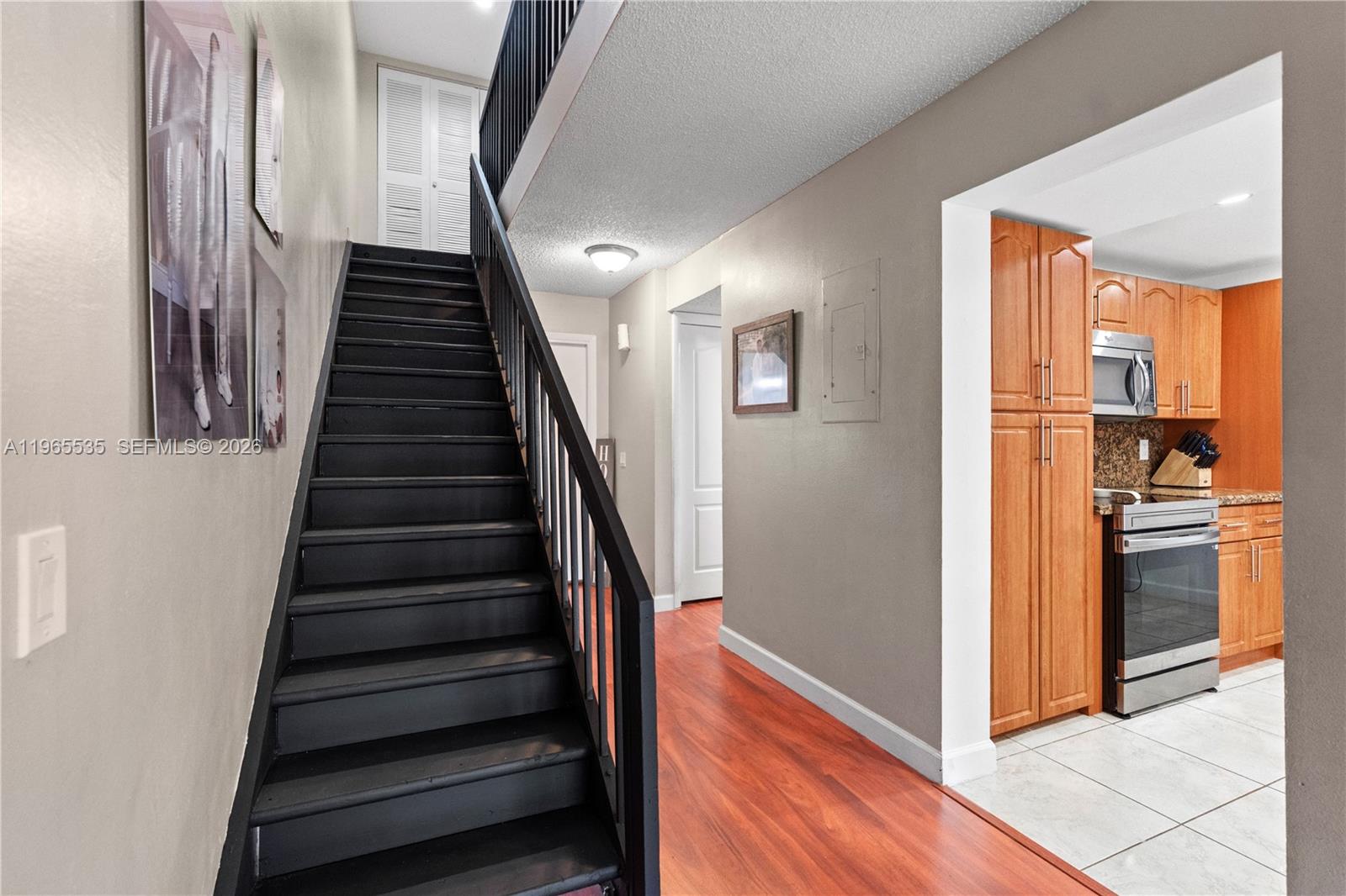 1523 NW 113th Way Pembroke Pines, FL 33026