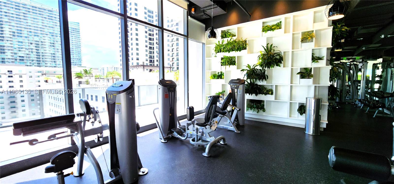 image Brickell Heights East38