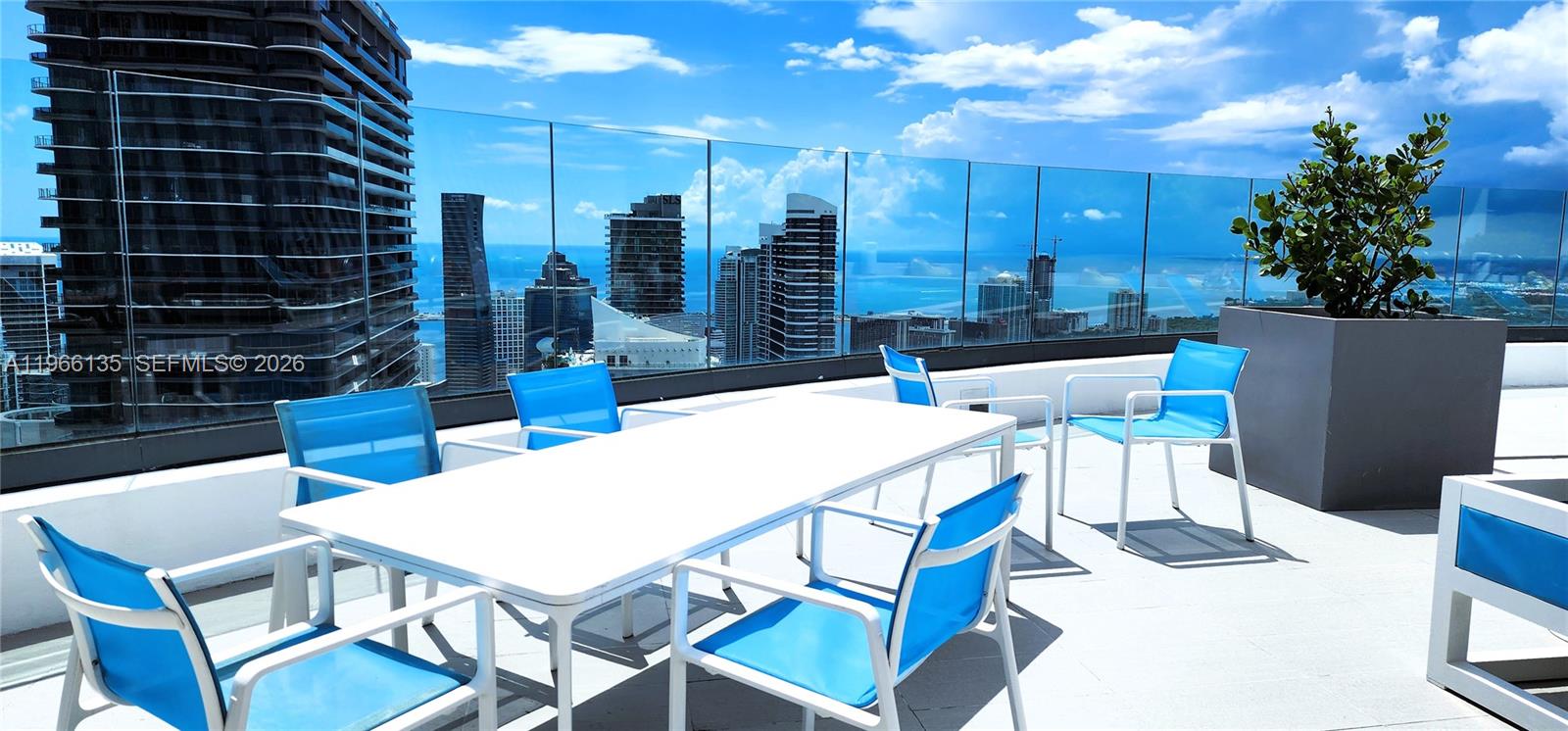 image Brickell Heights East52