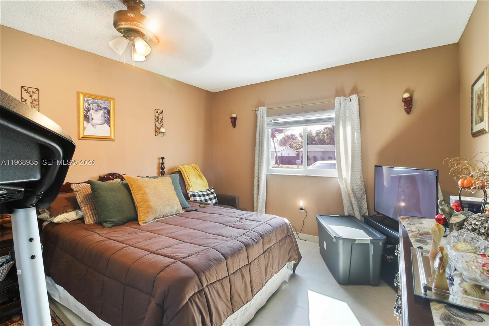 16323 SW 103rd Pl Miami, FL 33157