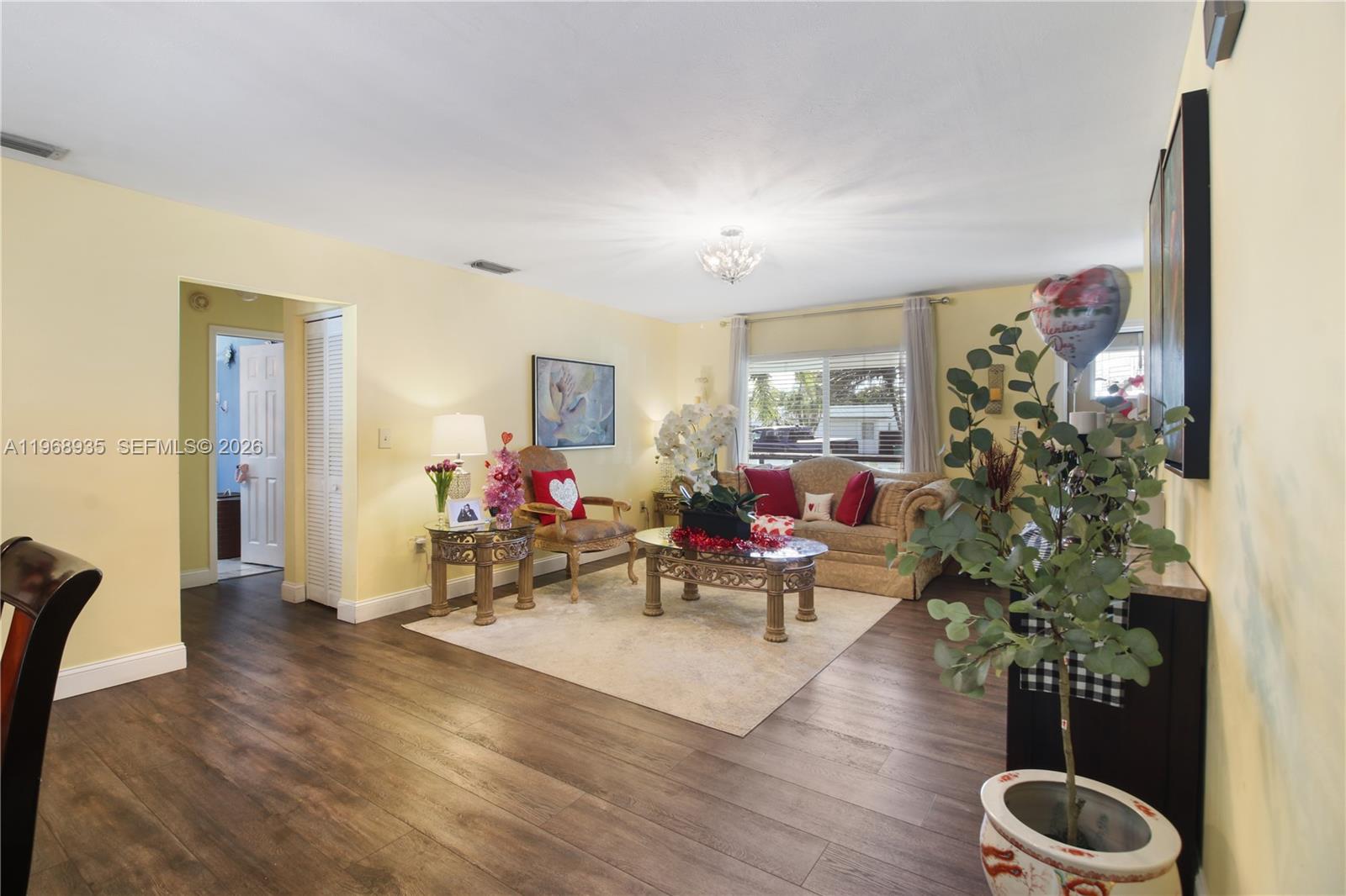 16323 SW 103rd Pl Miami, FL 33157