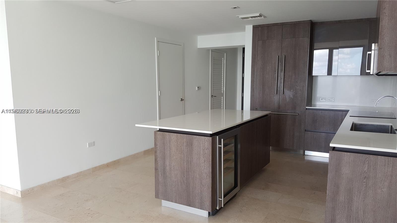 image Reach Brickell City Centre4