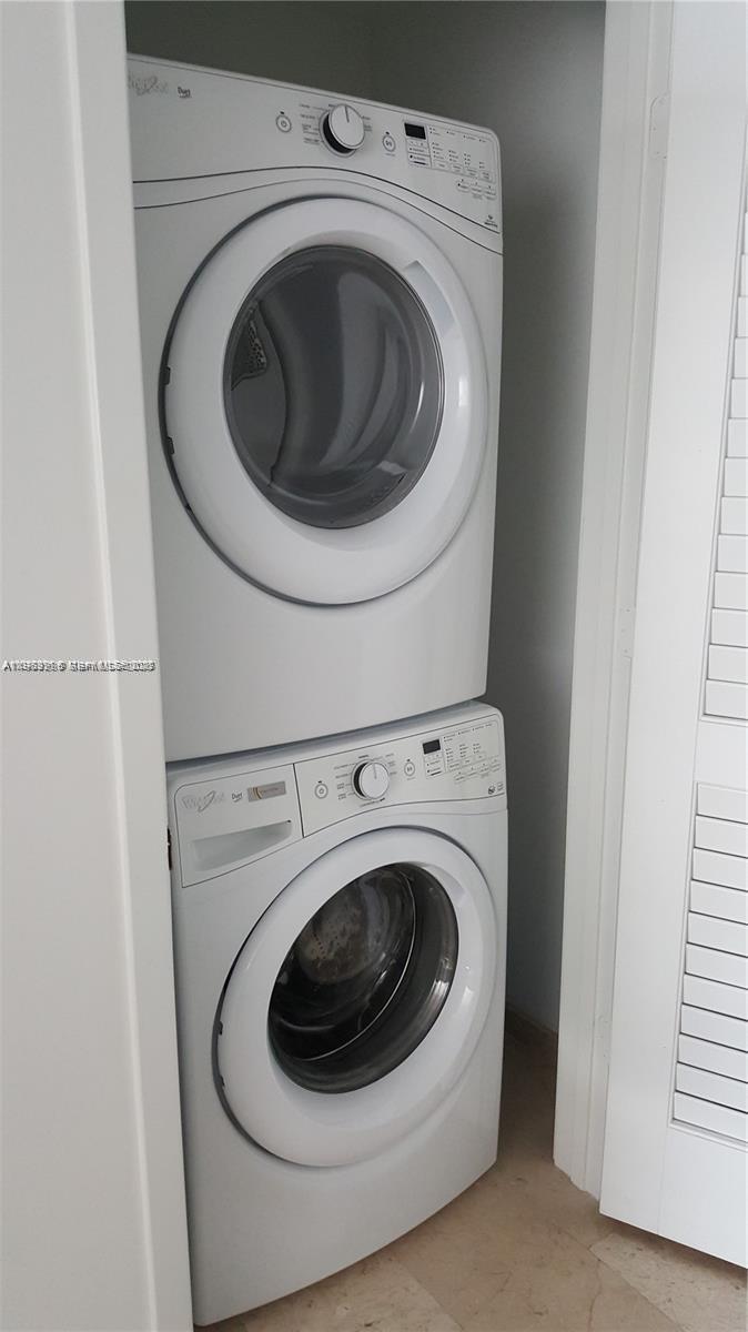 image Reach Brickell City Centre7