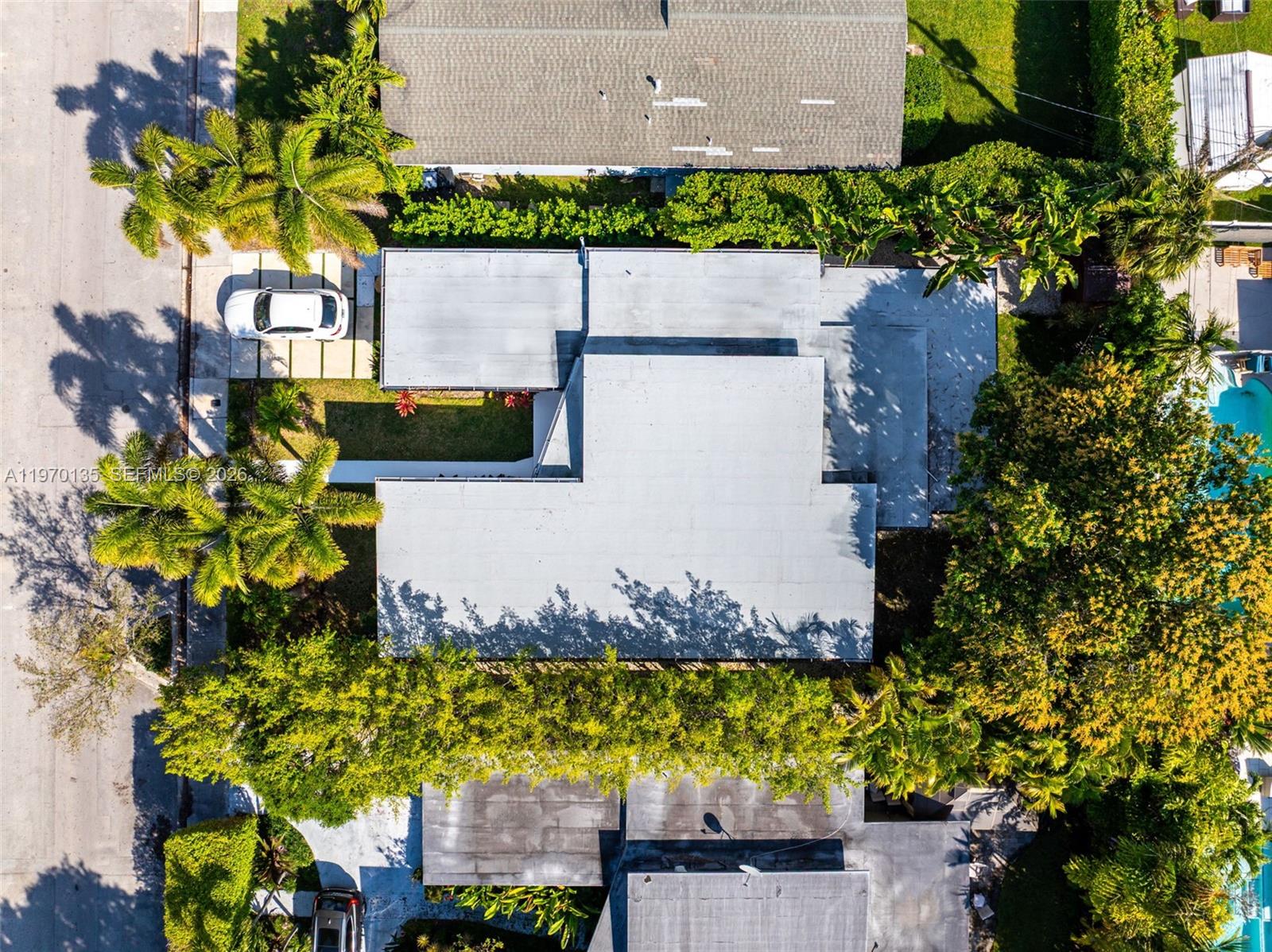 7525 Adventure Ave North Bay Village, FL 33141