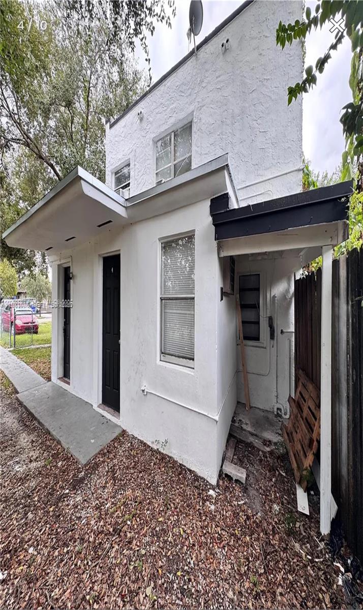 1613-1615 NW 45th St Miami, FL 33142