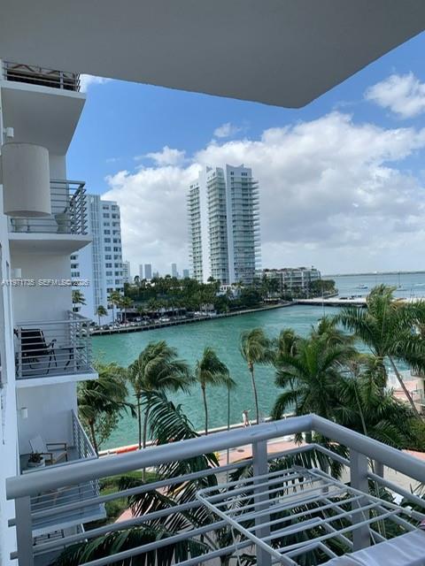 1450 Lincoln Rd #604