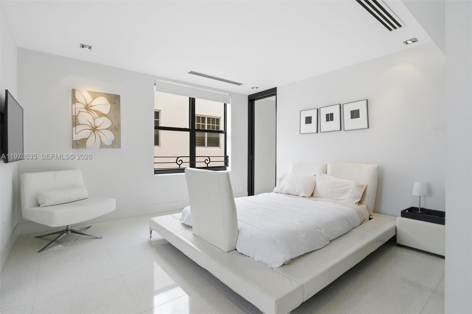 1330 Ocean Dr #3CA Miami Beach, FL 33139