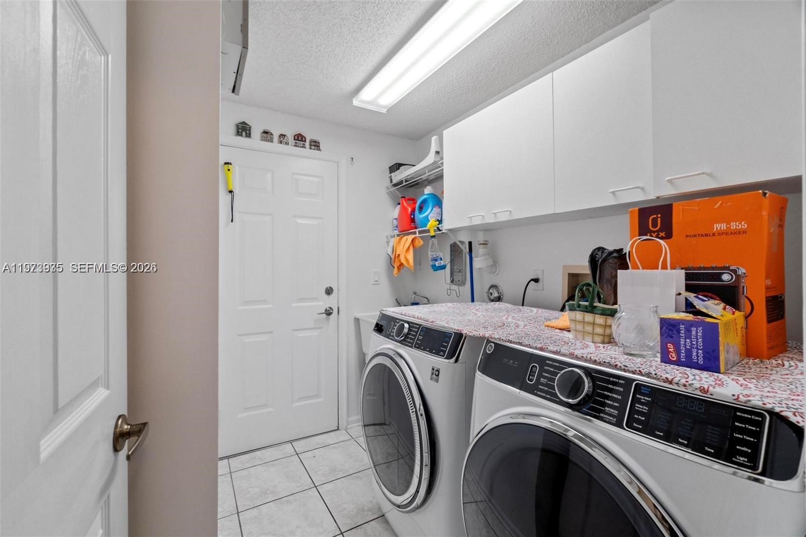 15522 NW 12th Ct Pembroke Pines, FL 33028