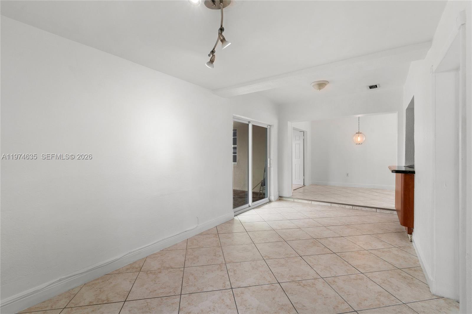 1381 W 63rd St Hialeah, FL 33012